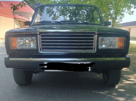LADA (VAZ) 2107 2010
