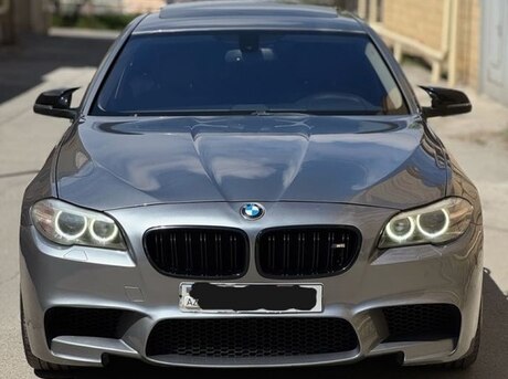 BMW 528