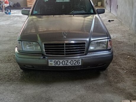 Mercedes C 220