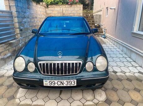 Mercedes E 200 2001