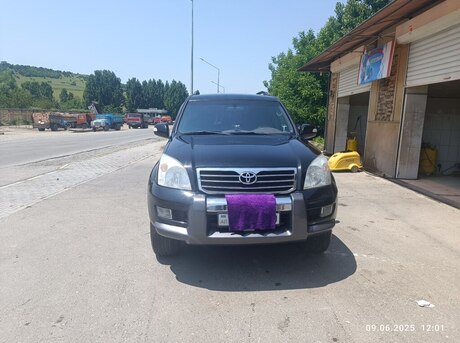 Toyota Land Cruiser Prado 2005