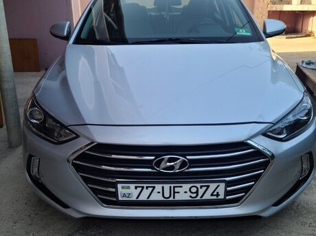 Hyundai Elantra 2017