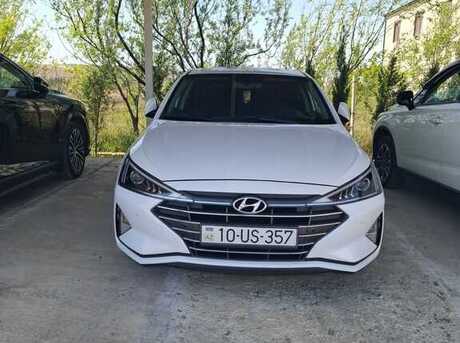 Hyundai Elantra 2019
