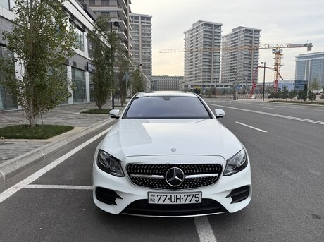 Mercedes E 300