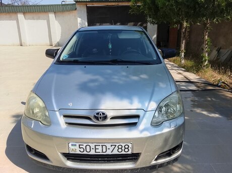 Toyota Corolla 2005