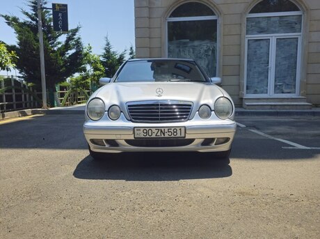 Mercedes E 270 2001