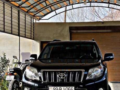 Toyota Land Cruiser Prado