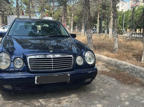 Mercedes E 240 1999
