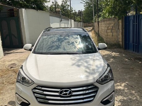 Hyundai Grand Santa Fe