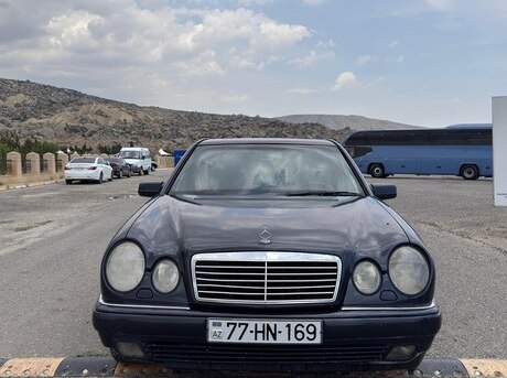 Mercedes E 230 1996