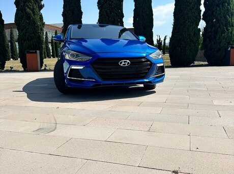 Hyundai Elantra 2018