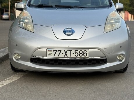 Nissan Leaf 2011
