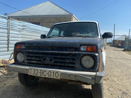 LADA (VAZ) Niva 1983