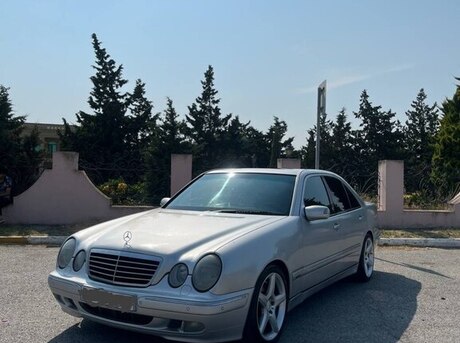 Mercedes E 320 2000