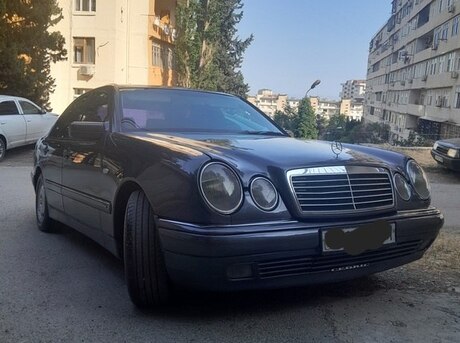 Mercedes E 240 1999