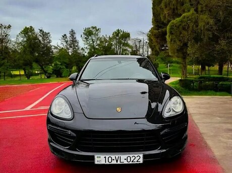 Porsche Cayenne GTS 2010