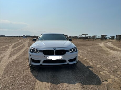 BMW 328 2014
