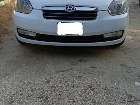 Hyundai Accent 2009