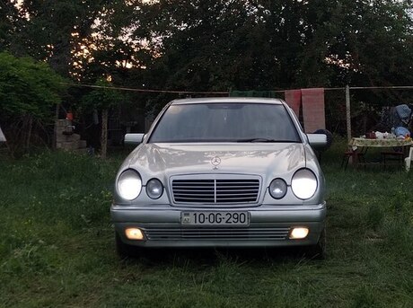 Mercedes E 290 1997
