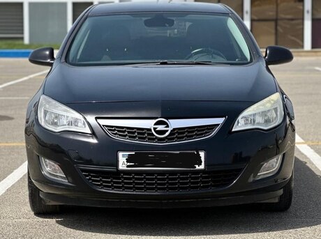 Opel Astra 2010