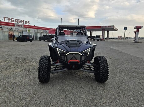Polaris RZR Pro R Ultimate