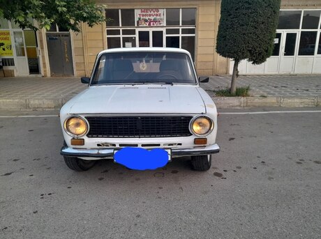 LADA (VAZ) 21011 1980