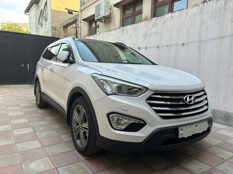 Hyundai Grand Santa Fe