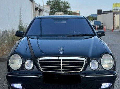Mercedes E 240 2000