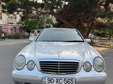 Mercedes E 240 2000
