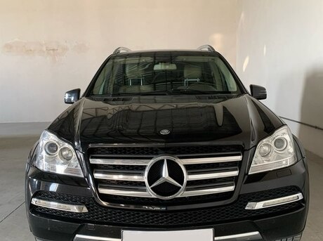 Mercedes GL 500 4MATIC 2011