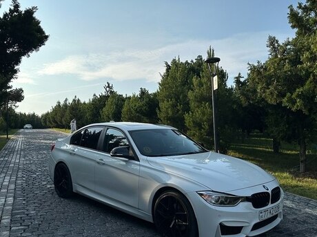 BMW 328 2015