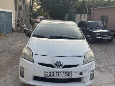 Toyota Prius 2010