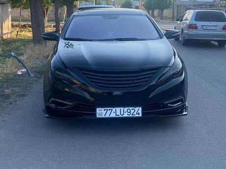 Hyundai Sonata 2010