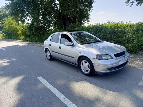 Opel Astra 1998