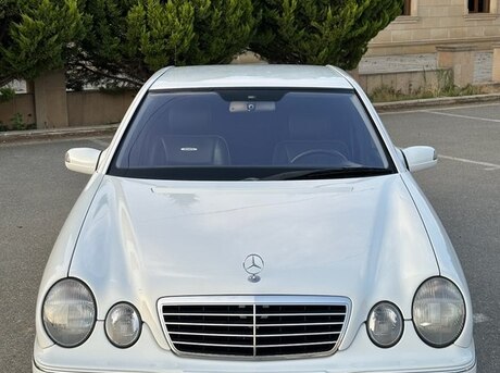 Mercedes E 240 2000
