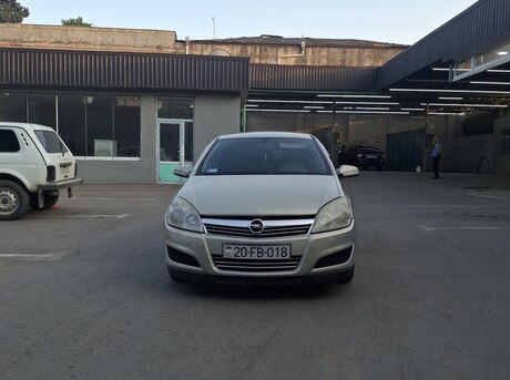 Opel Astra 2008