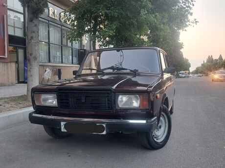LADA (VAZ) 2107 2000