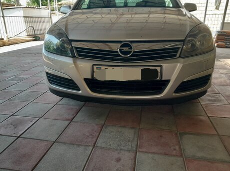 Opel Astra 2007