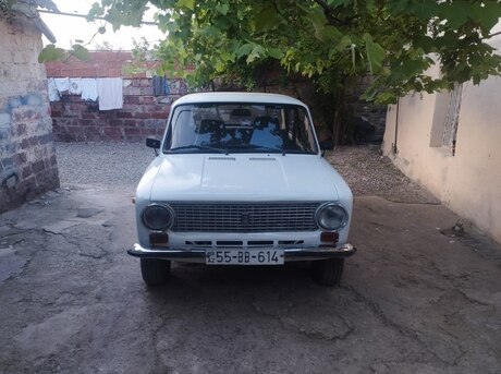LADA (VAZ) 21011 1984
