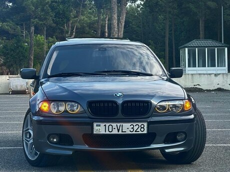 BMW 325 2000
