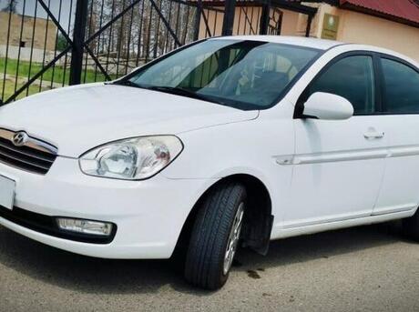 Hyundai Accent 2009