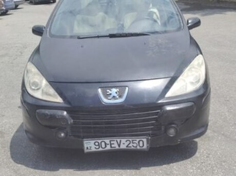 Peugeot  2005