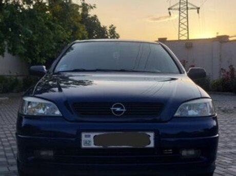 Opel Astra 2005