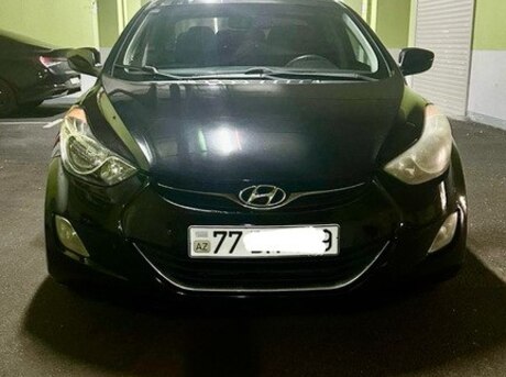 Hyundai Elantra 2013