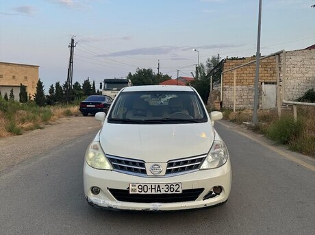 Nissan Tiida 2008