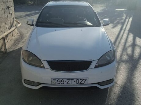 Daewoo Gentra 2013