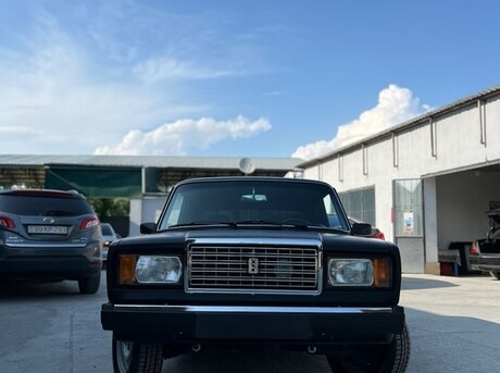 LADA (VAZ) 2107 2010