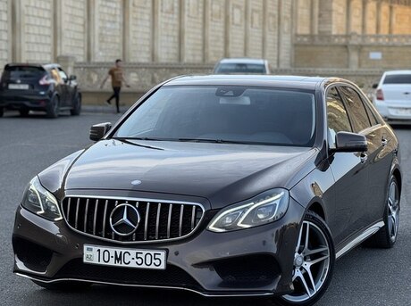 Mercedes E 200