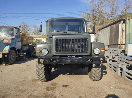 GAZ 3308 2004