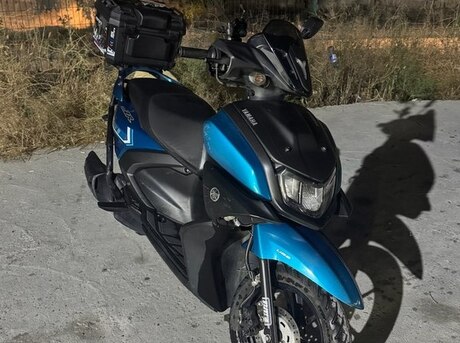 Yamaha RAY-ZR